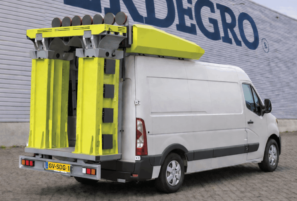 vanguard rear mounted1