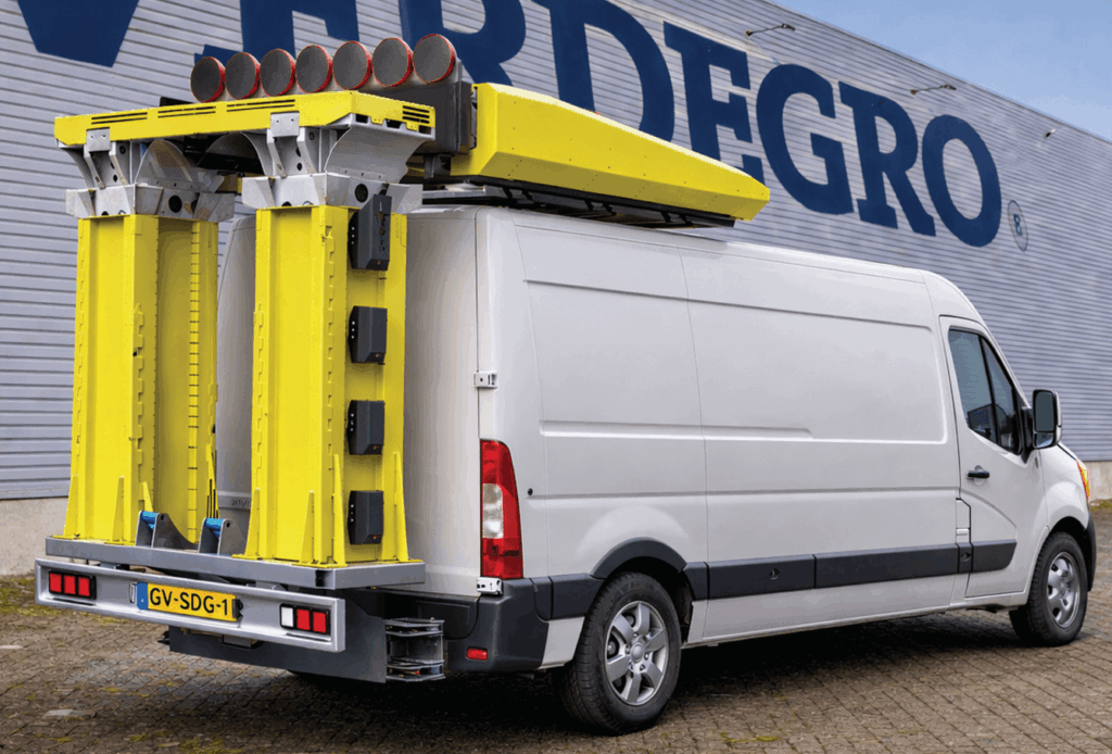 vanguard swing mounted1