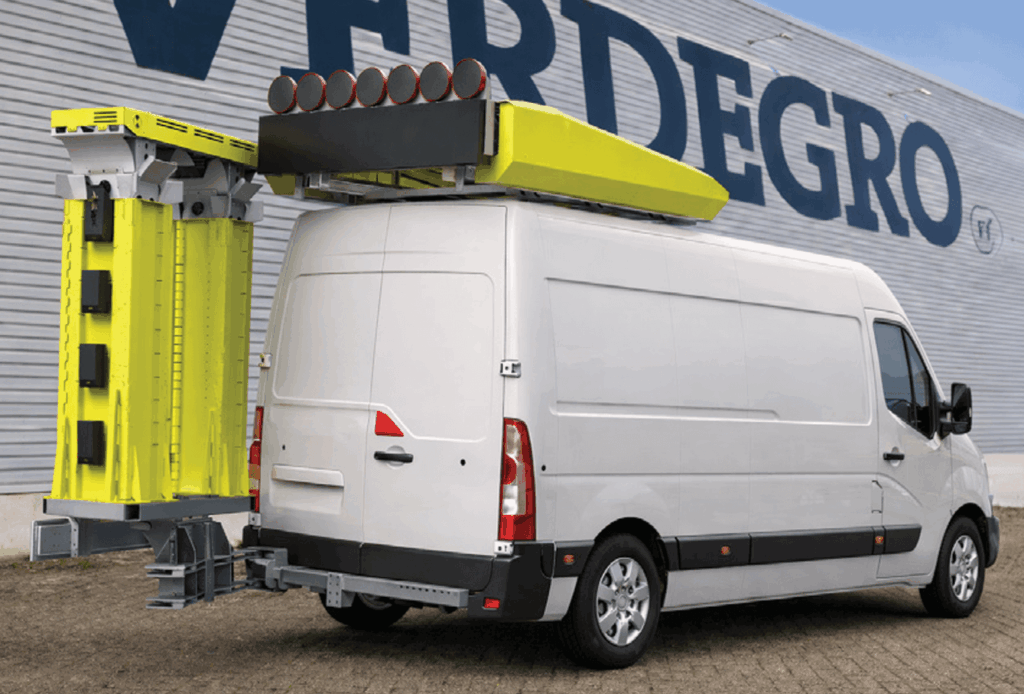 vanguard swing mounted2